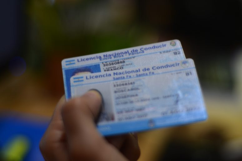 Habrá adhesión parcial al Decreto Nacional y cambios en el carnet profesional