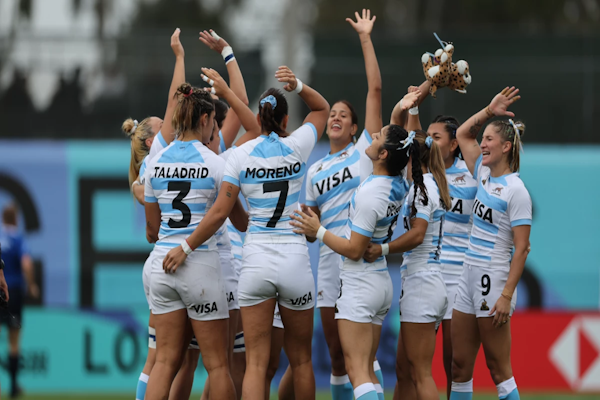 Las Yaguaretés con plantel para el Sudamericano de Rugby Seven