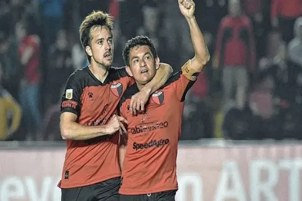 Colón: qué piensa Yllana del regreso del Pulga Rodríguez