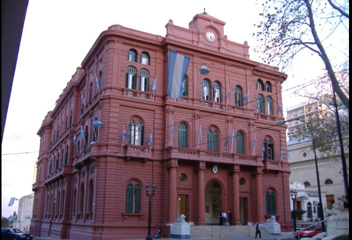 Los municipales de Rosario suspendieron el paro tras un llamado entre Ratner y Javkin
