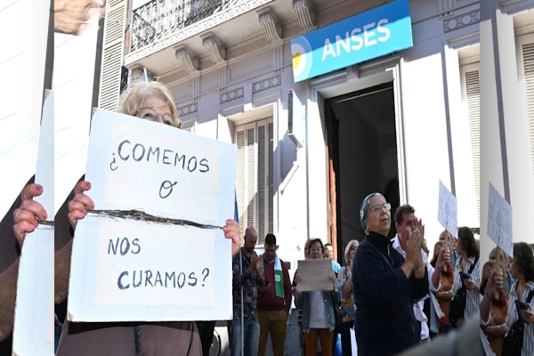 La jubilación mínima de Santa Fe es de un 53% 