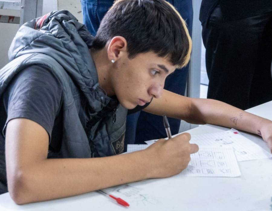 Abren la inscripción a las tutorías virtuales para finalizar la Secundaria
