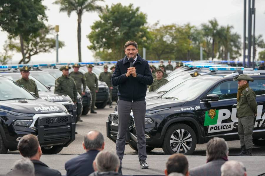 Pullaro destacó la inversión en seguridad para la baja del delito: “Una policía equipada responde mejor y más rápido”