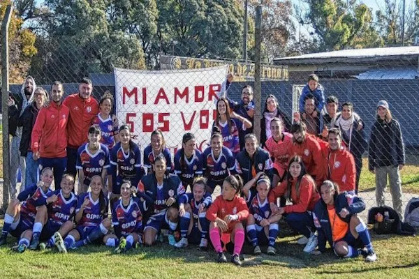 Las chicas de Unión vencieron a Comunicaciones y siguen invictas