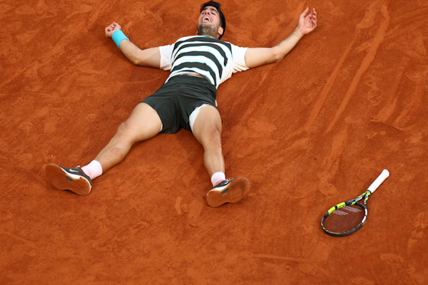 Roland Garros: así Alcaraz levantó tres match points