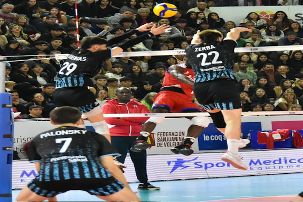 VNL: la Selección de vóley arranca un duro camino