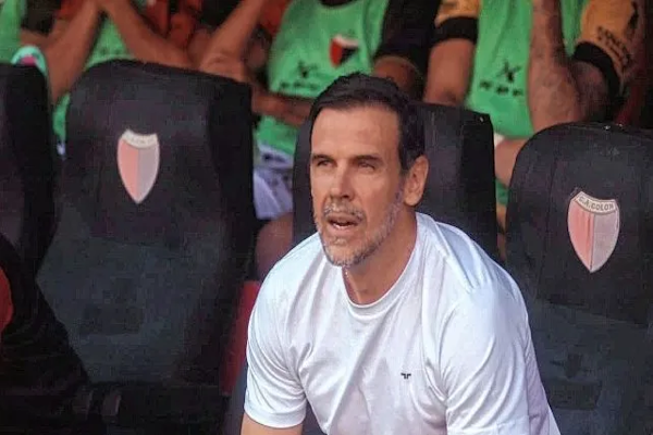Andrés Yllana sigue sumando derrotas en Colón