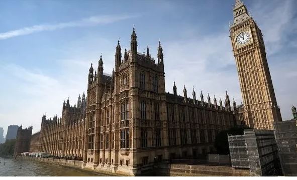 La ley para el suicidio asistido consigue una importante victoria en el Parlamento británico