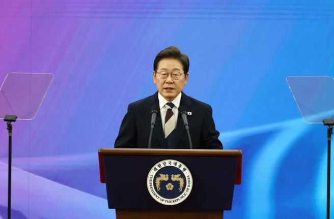 El presidente de Corea del Sur señaló la necesidad de construir la paz en la península