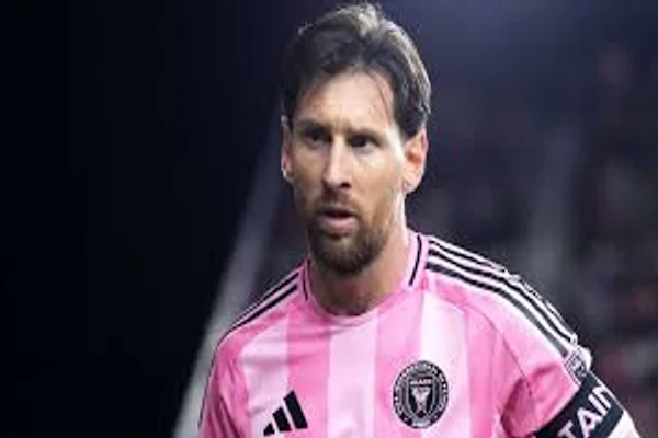 Messi, en la mira de la prensa francesa.