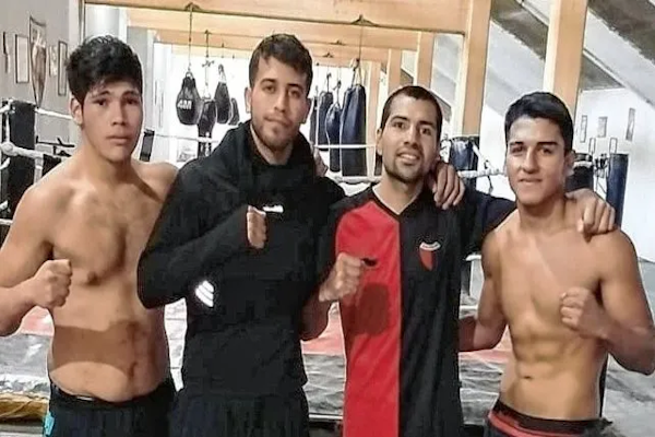 Velada boxística interesante con santafesinos en Santa Elena