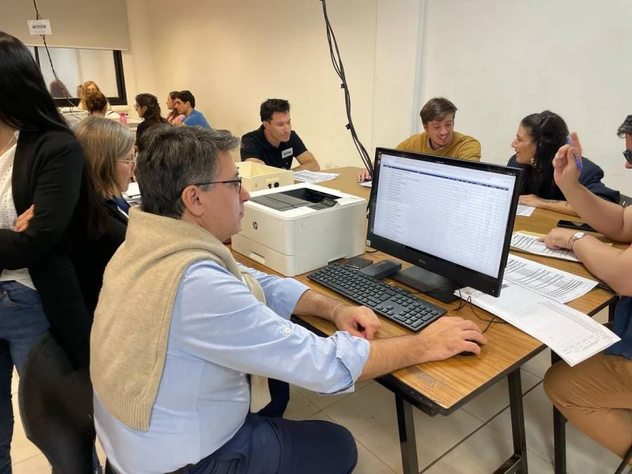 Empieza el escrutinio definitivo y estiman finalizarlo el jueves