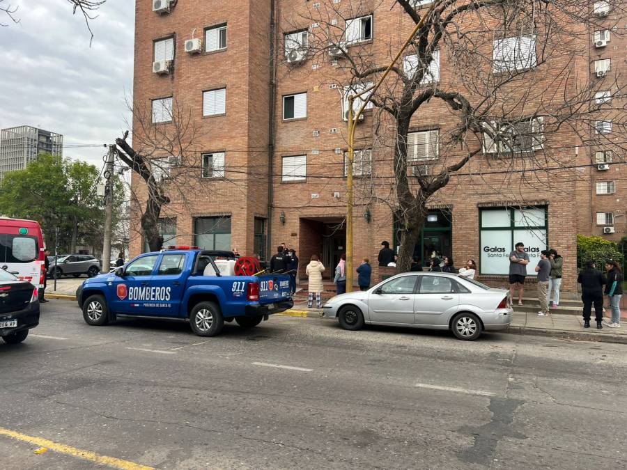 Sintieron un fuerte olor a gas y encontraron a tres personas fallecidas