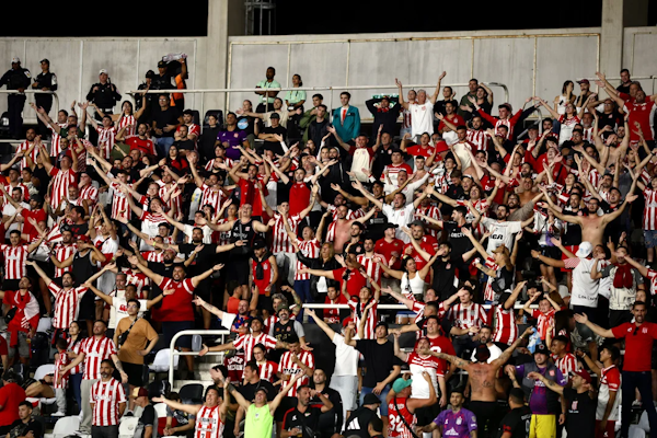 La sangrienta interna de la barra de Estudiantes