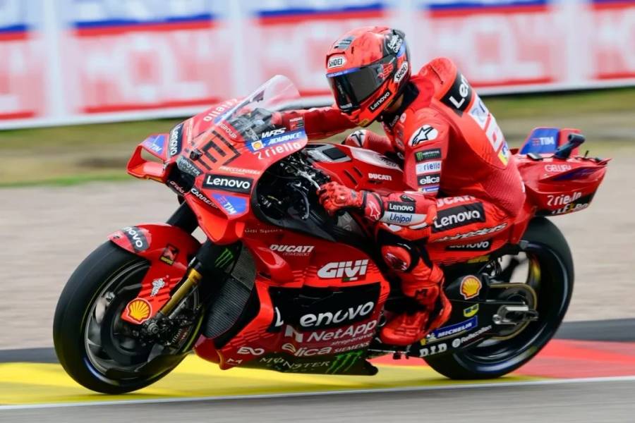 Marc Márquez se afirmó como líder del campeonato al quedarse con el GP de Alemania de MotoGP