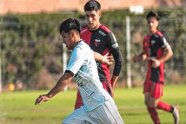 Colón igualó con Central Córdoba en reserva