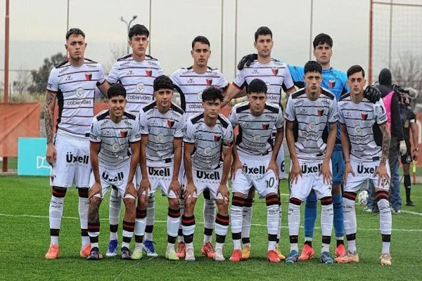 Colón sumó su primer triunfo en reserva ante Argentinos