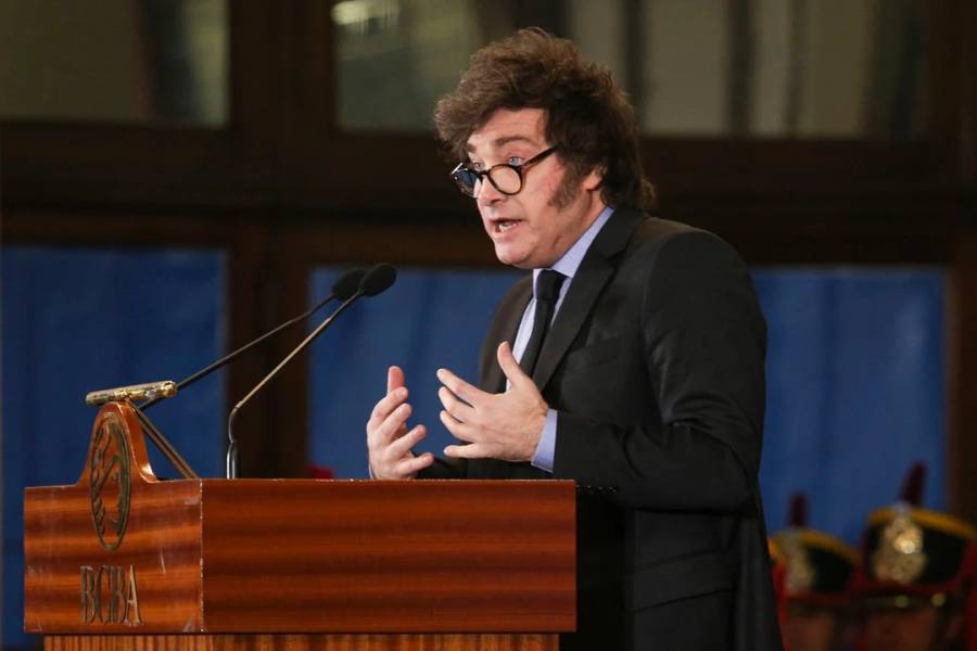 Milei vetó el aumento a jubilaciones y la ley de emergencia en discapacidad