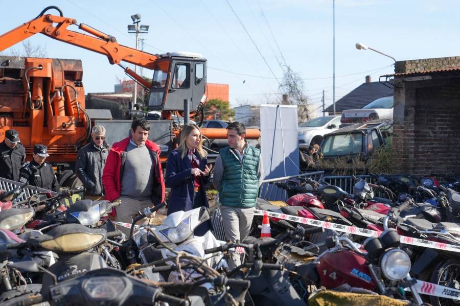 Comenzó una nueva etapa del plan de compactación de vehículos abandonados 