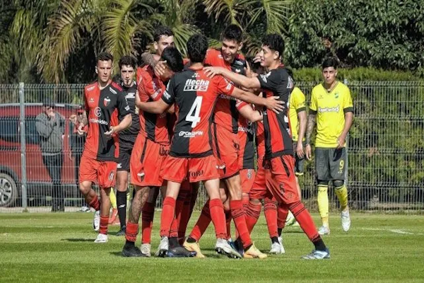 La reserva Colón empató en Santa Fe ante Defensa