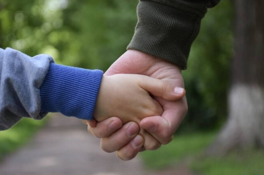 Más de 100 niños esperan una familia en la provincia