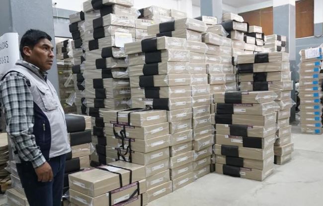 Bolivia restringirá transporte aéreo y terrestre durante las elecciones del 17 de agosto