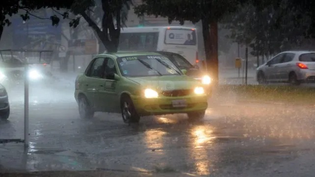 Tormenta de Santa Rosa: desde la madrugada, cayeron casi 60 milímetros en la ciudad