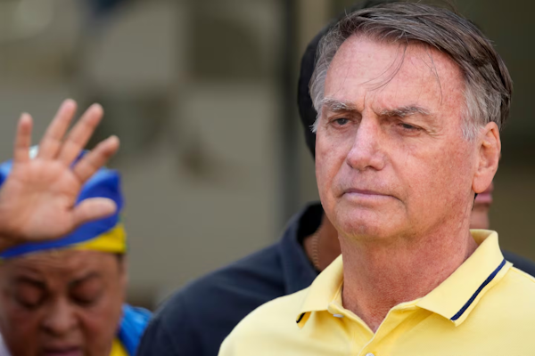 Bolsonaro negó que tenga un plan para fugarse a la Argentina