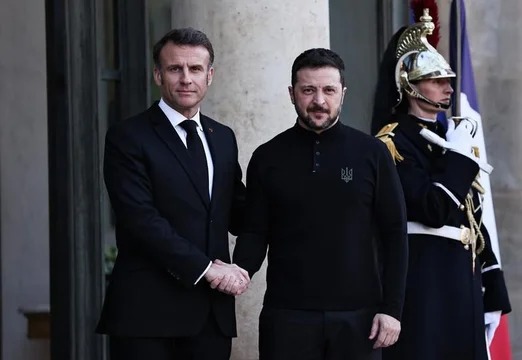 Macron afirmó que Europa está dispuesta a ofrecer garantías de seguridad a Ucrania