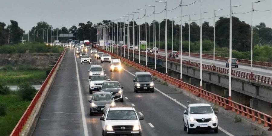 Condenaron a dos hombres por colocar piedras en la autopista y robar 