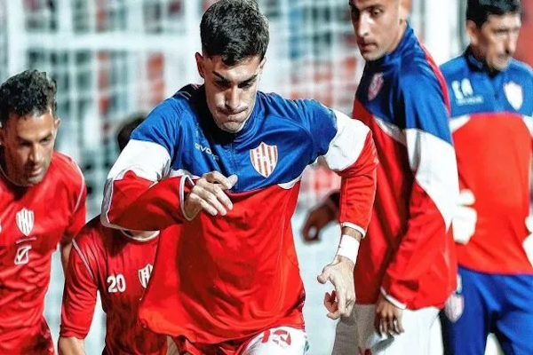 La cláusula en Unión que tendría Fascendini