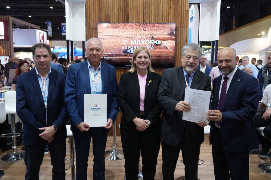 “Impulsamos el desarrollo industrial de Santa Fe para integrarlo a las nuevas demandas globales”
