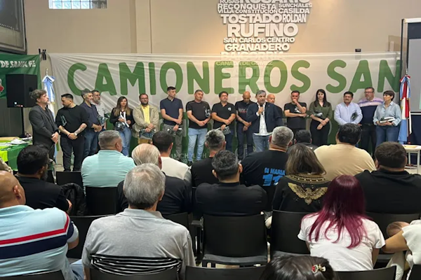 Camioneros de Santa Fe presentó la lista
