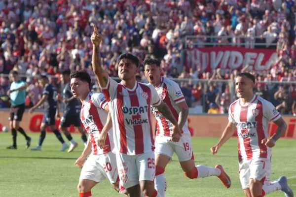 Tarragona se refirió a la actitud del plantel por estar punteros