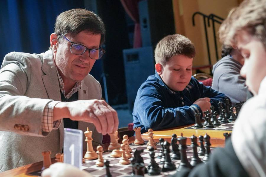 Moviendo Mentes: se realizó el primer Campeonato Interprovincial de Ajedrez Escolar de la Región Litoral y Centro