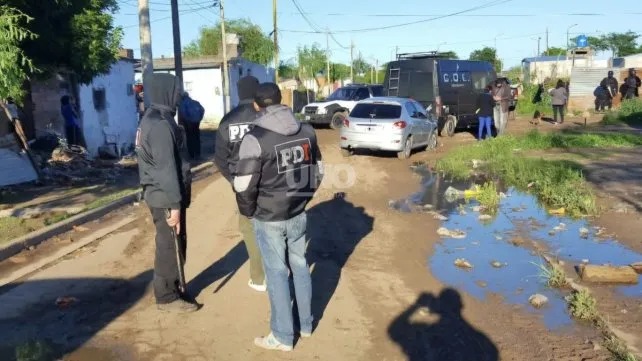 Prisión preventiva para tres personas por encerrar, abusar y forzar a la prostitución a una adolescente