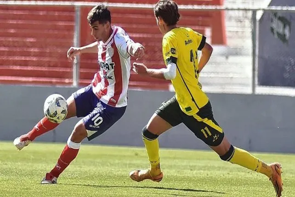 La reserva de Unión empató con Defensa