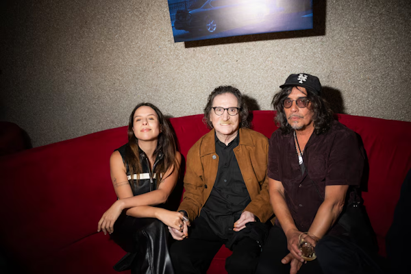 “In the city”, el tema que reúne a Charly García con Sting