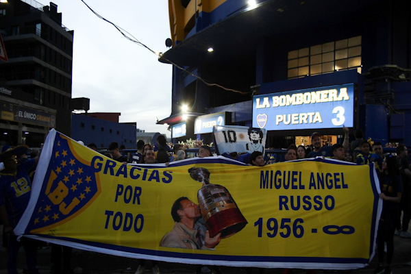 Los planteles y las figuras del fútbol que despidieron a Russo