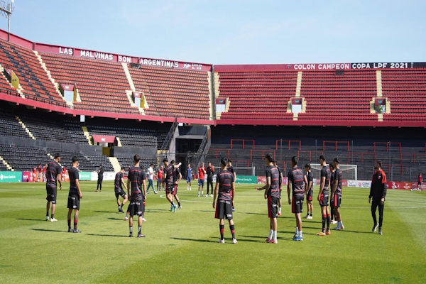 Colón: los que volvieron a reserva y los que se van