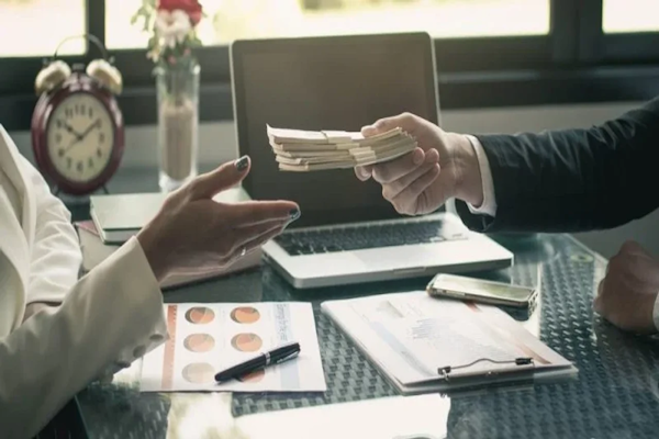 Asignación familiar: ANSES excluye a los que cobran más de 2,4 millones de pesos