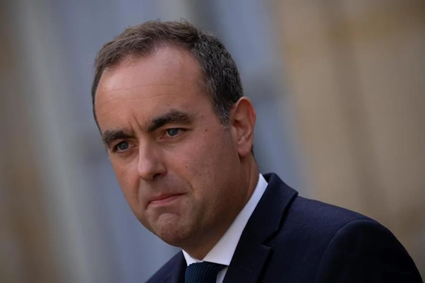 Las probables vías de salida de la crisis de gobierno en Francia