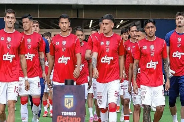 Unión haría cambios ante Defensa y Justicia