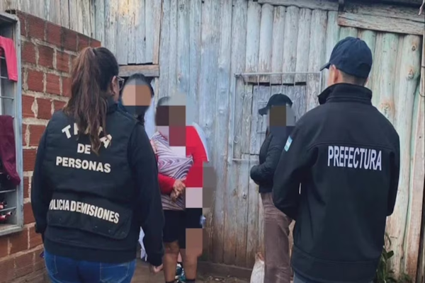 Dos jóvenes rescatadas que fueron captadas por una red de trata