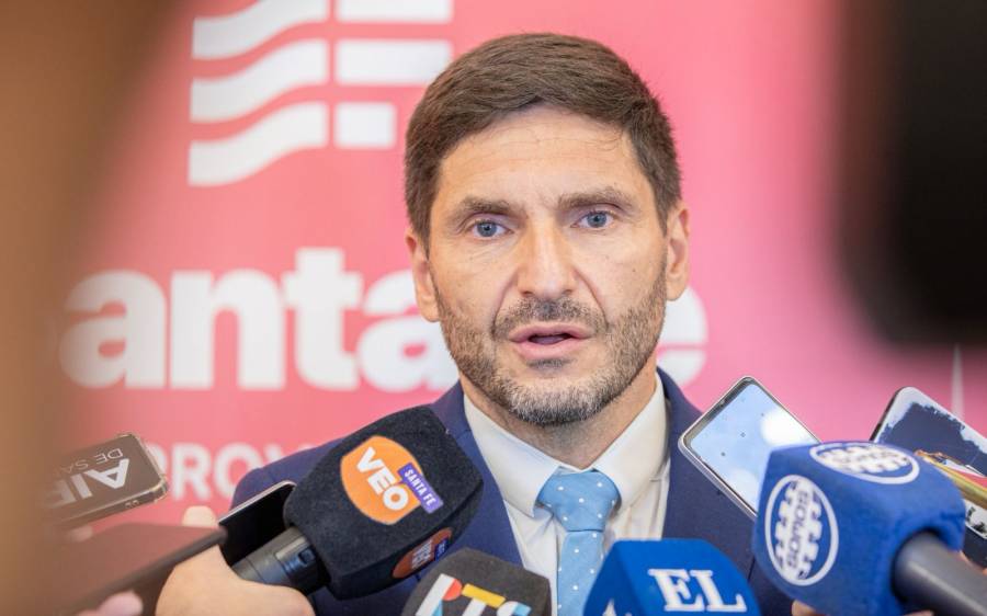 Pullaro, tras el paro docente: “Desde que soy gobernador, les aumentamos por encima de la inflación”