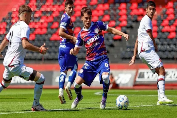 Unión derrotó a Newell ´s en Reserva y llegó al cuarto puesto