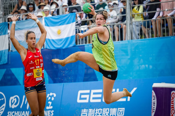 Global Tour: Las Kamikazes derrotaron a España