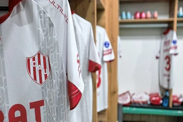 Unión presentará una camiseta inédita ante Barracas
