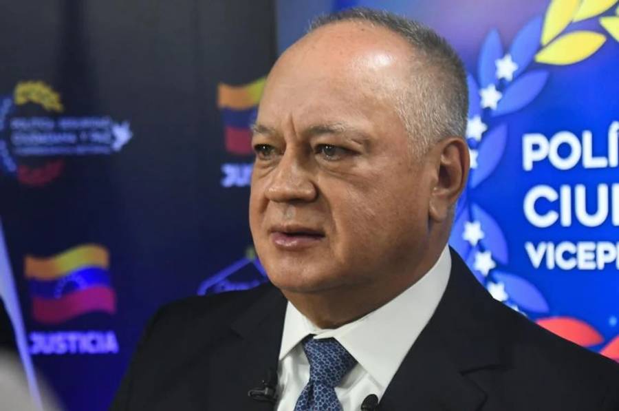 El ministro de Interior de Venezuela denunció malos tratos del Servicio de inmigración estadounidense