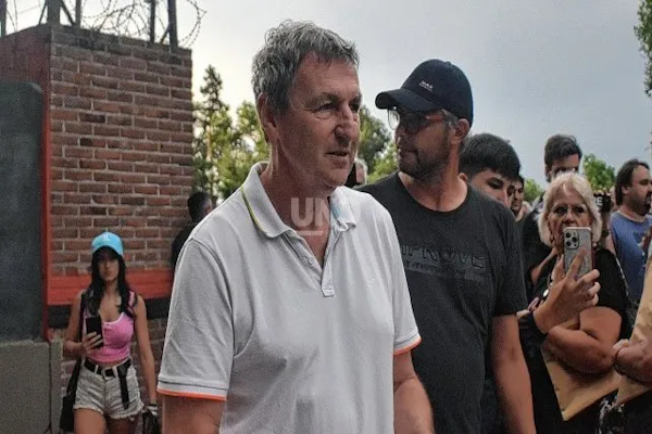 Colón cerró otra semana inhibido